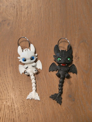 Night Fury & Light Fury 3D printed μπρελόκ σετ ζευγαριού, καινούργια