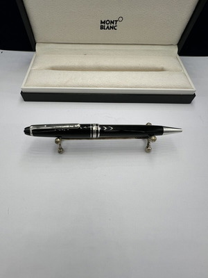 Montblanc Platinum Rollerball Pen like new
