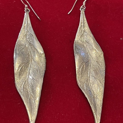 Silver 925 leaf earrings used