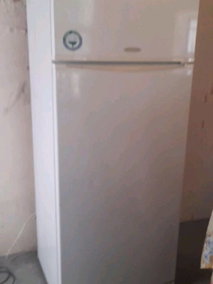 Refrigerator working, like new