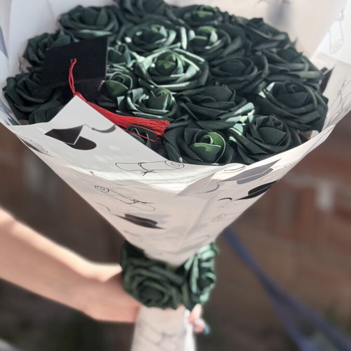 Bouquet of artificial roses new