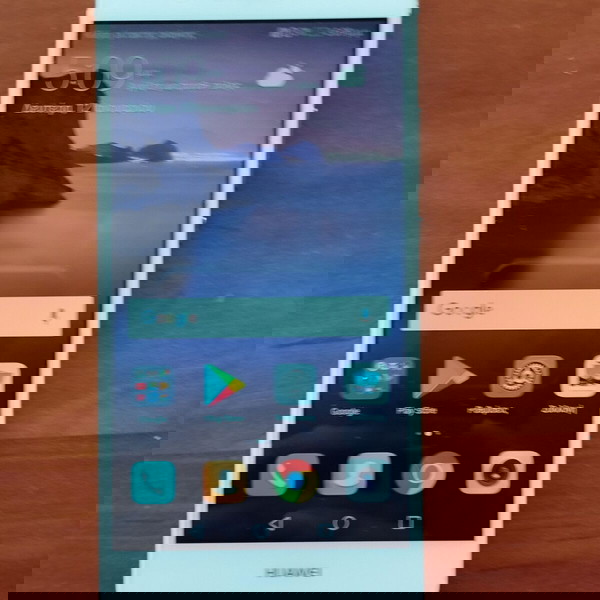 Κινητό τηλέφωνο P9 Light