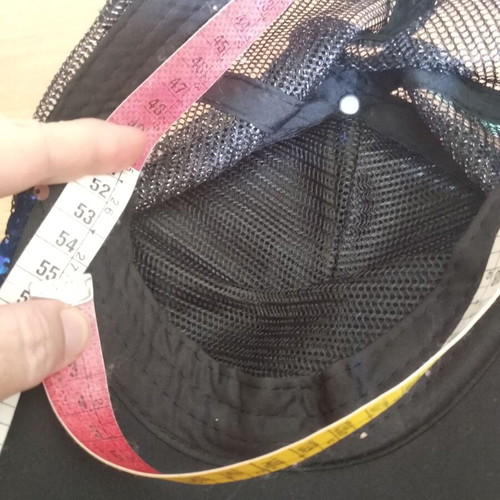 Teen and women's hats like new, set of 3 pieces