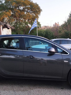 Opel Astra 1.6 Turbo Cosmo 2011 σαν καινούργιο, 18.000 χλμ