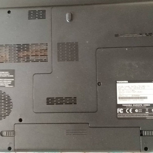 Toshiba Satellite C660 laptop used with Intel Core i3 and 4GB RAM