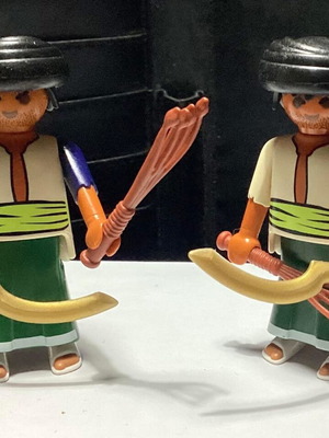 Playmobil custom figures like new, genuine Playmobil parts
