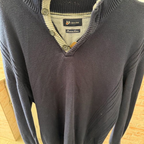 Dur blue pullover size large like new