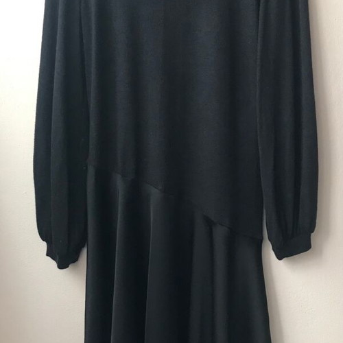 Zara black midi dress with balloon sleeve and satin hem like new