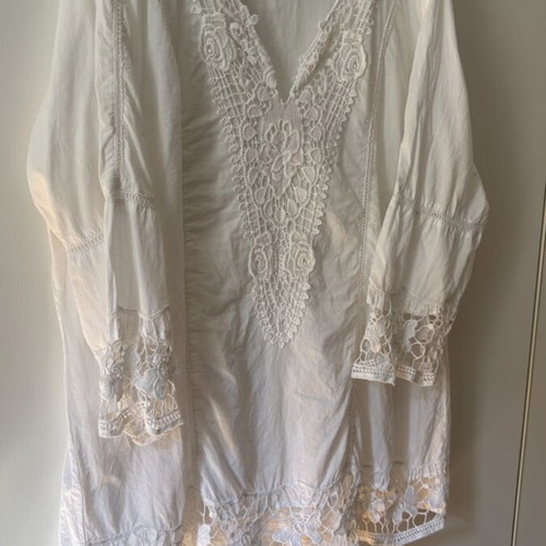 White shirt mini dress size XL like new, breathable poplin fabric