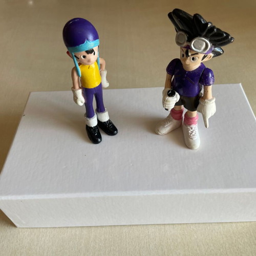 Digimon vintage figures used, pack of 35 from 1999-2000