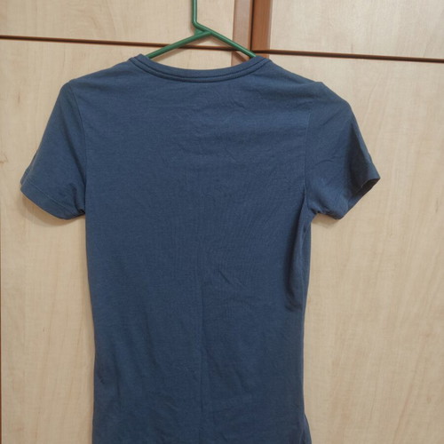 Nike women's T-shirt small blue with print like new