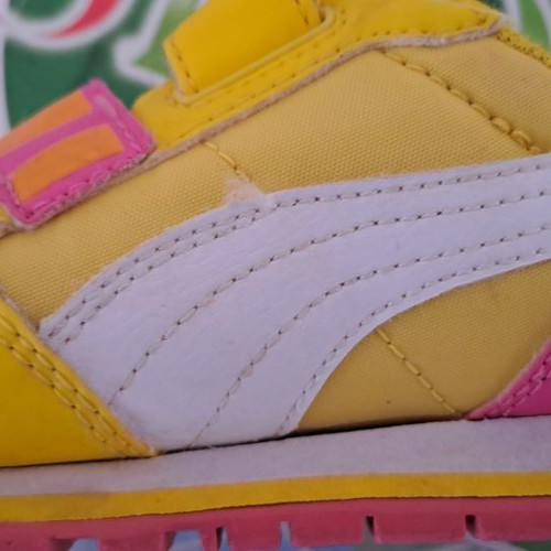 Puma athletic shoes used, size 23, multicolor