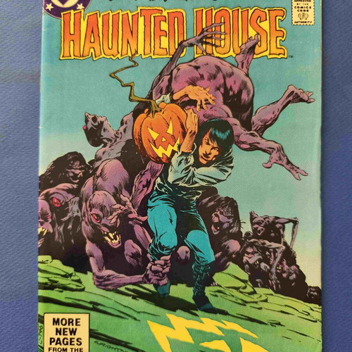Secrets of Haunted House 44 comic book used, English
