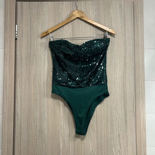 Zara green bodysuit with sequins like new, size M