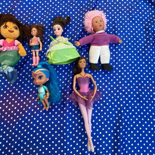 Dolls used, set of several pieces