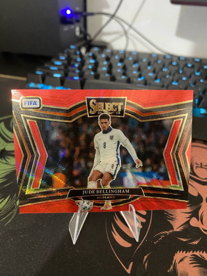 Jude Bellingham Panini Select Field Level червена вълна нова