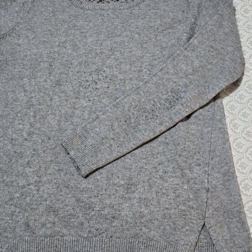 Pullover sweater with zipper and lace back like new, gray