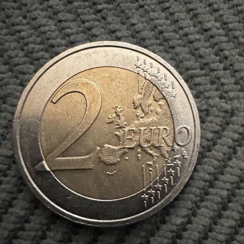 Collectible 2€ coin used for 25th anniversary of pink ribbon breast cancer