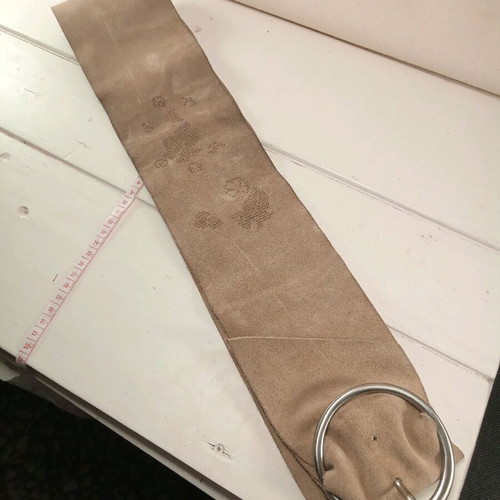 More leather belt 105 cm used, beige with imperfections