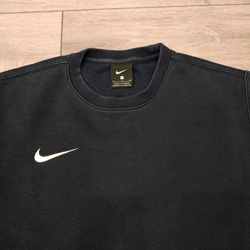 Nike retro navy crewneck sweatshirt used, embroidered logo