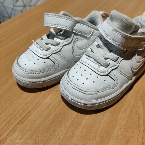Nike shoes used No 21