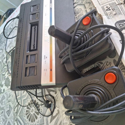 Atari 2600 Darth Vader console with 2 joysticks and 5 games