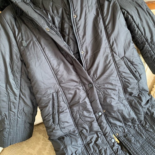 Women's Midi Quilted Jacket with Decorative Stitching and Hood black like new