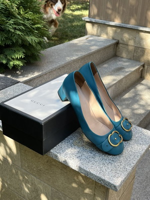 Gucci Leather GG Pumps in Teal, Size 39.5