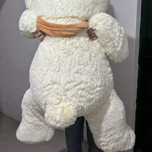 Giant teddy bear new in excellent condition