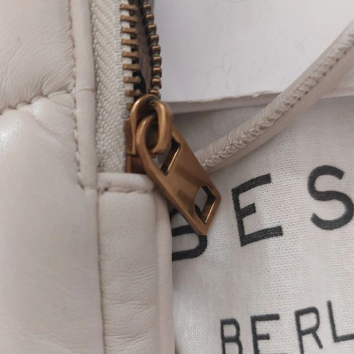 Liebeskind Berlin Tyra Leather Crossbody Mobile Pouch new, coconut color