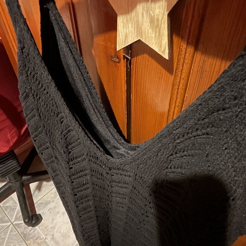 Knitted dress black like new with lining