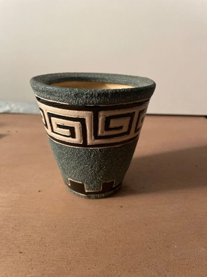 Ceramic small flowerpot Meander with design 9.5x9.5 new