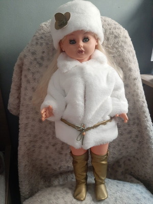 Kechagia collectible doll like new, Greek made
