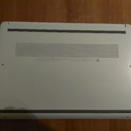 HP 14s-fq0003nv laptop like new, 4GB RAM, 128GB SSD, Windows