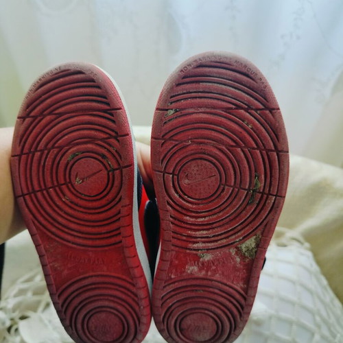 Nike athletic shoes size 27 like new, black and red