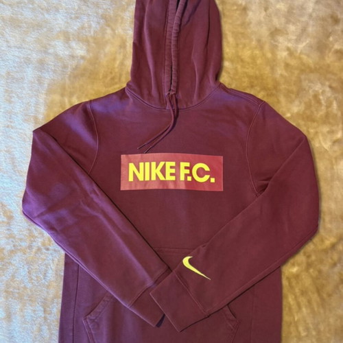 Nike hooded sweatshirt like new, men's XS, red and purple