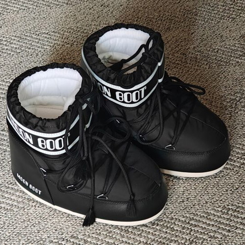 Moon Boot Icon Low Nylon Black Snow Boots New