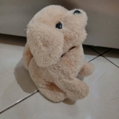 Plush dog with movement like new and free dog leash