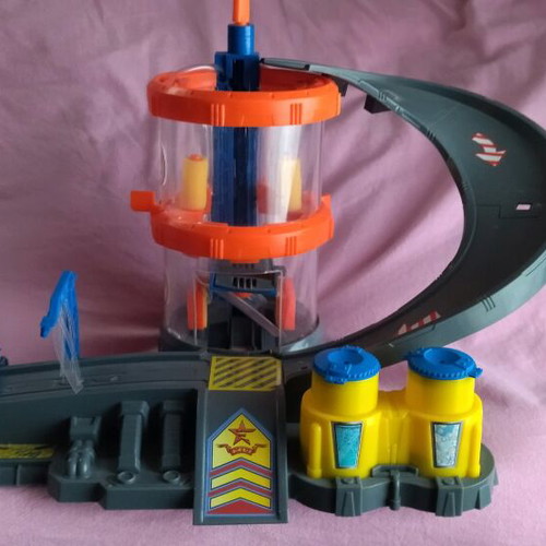 Hot Wheels Car Wash used with small break