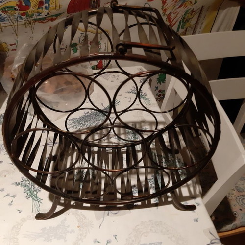 Metal drink holder stand new