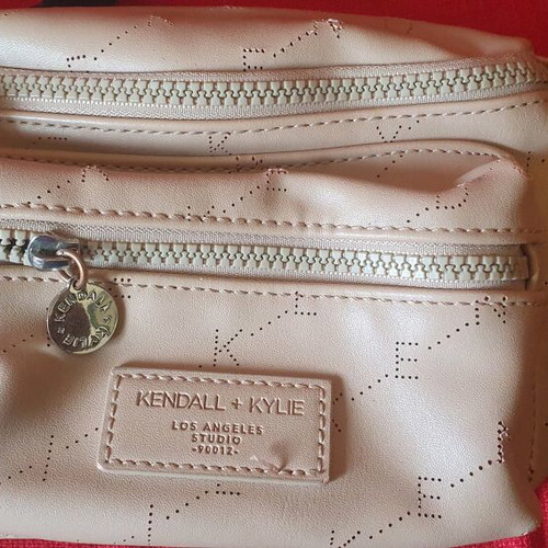 Kendal and Kylie banana bag used, white and beige
