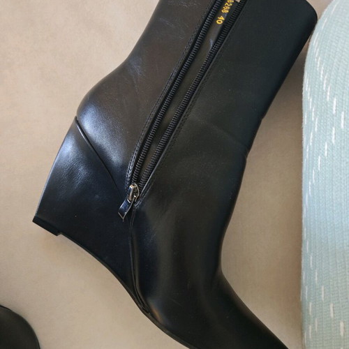 Women's ankle boots new, 8 cm platform, size 40, black