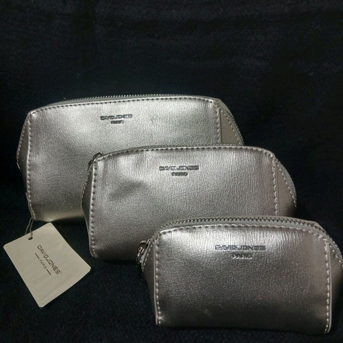David Jones toiletry bags new, pack of 3 silver different sizes