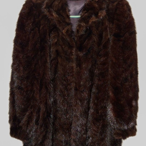 Mink fur like new, size small, brown
