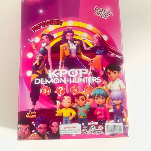 Zoey collectible figure from K-POP Demon Hunters series new