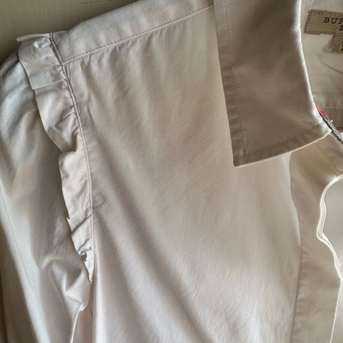 Burberry white slim line shirt used, size XS