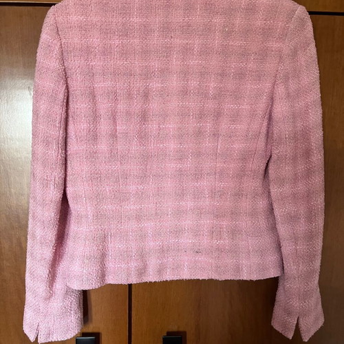 Pink jacket like new with short length and round collar
