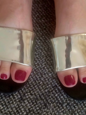 H&M slippers like new, black and silver, size 37