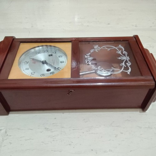 Wooden Vintage Wall Pendulum Clock