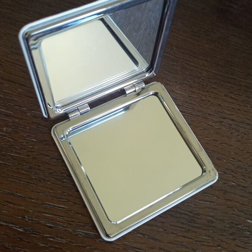 Compact mirror with pink flowers new